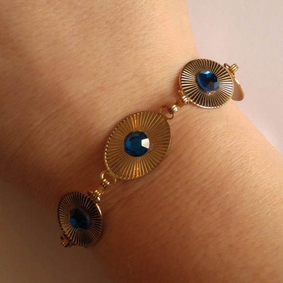 Relisted - Vintage blue and gold tone linked ovals bracelet rhinestones - Picture 3 of 10